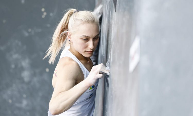 Janja Garnbret in Luka Potočar v finalu Edinburgha