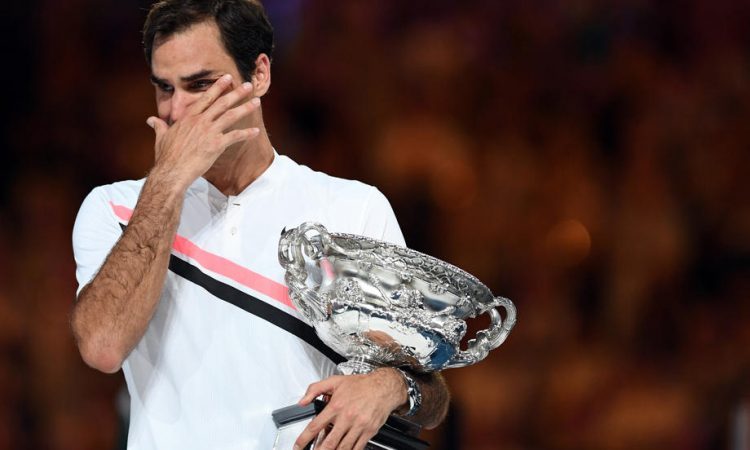 Serena Williams z dobrodošlico Federerju v klubu upokojencev