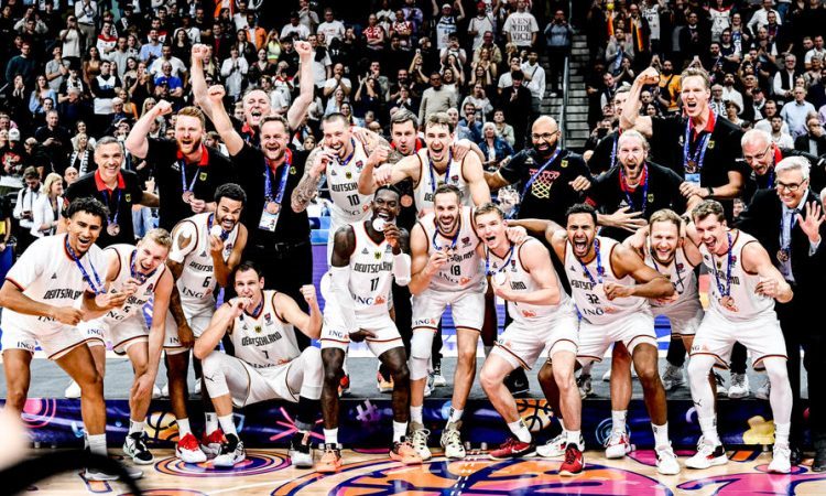 Nemški košarkarji z bronom dopolnili kolekcijo medalj na EP