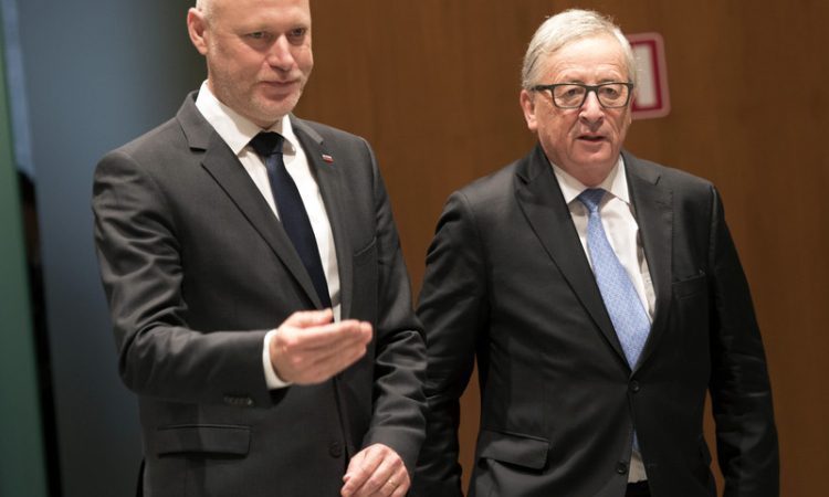 Milan Brglez odstopil s čela ŠZS, šahiste vodi Darja Kapš