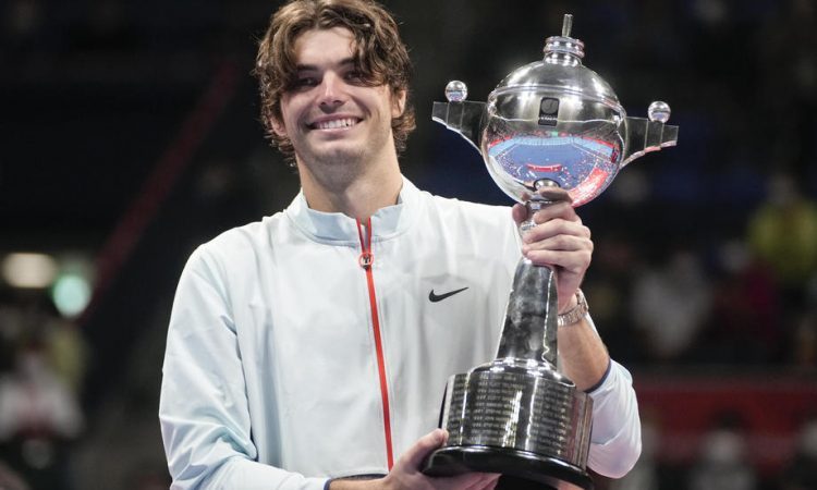 Taylor Fritz prvič v top 10, Carlos Alcaraz trdno na vrhu