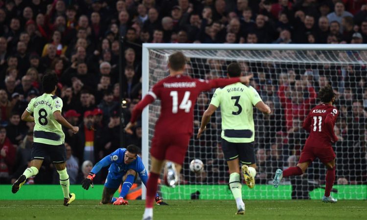 Po zmagi Liverpoola nad Cityjem, Arsenal še povečal vodstvo