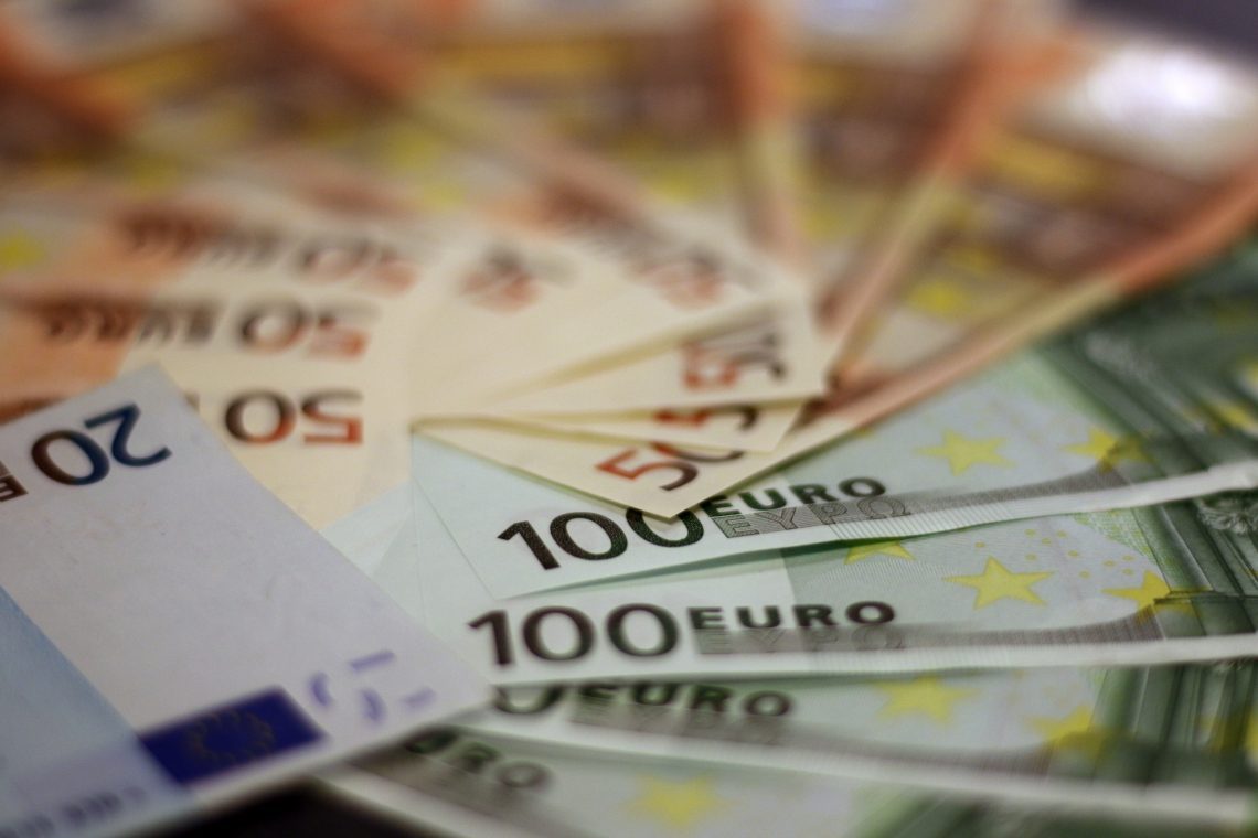 Vlada nekaterim proračunskim uporabnikom prerazporedila sredstva