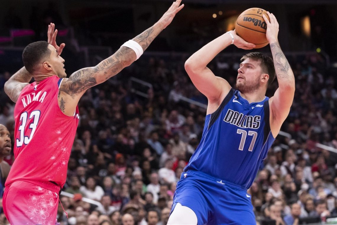 Dallas Mavericks ob 30 točkah Dončića visoko zmagali v New Yorku