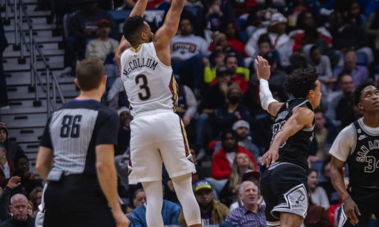 V ligi NBA zmagi New Orleansa in Utaha