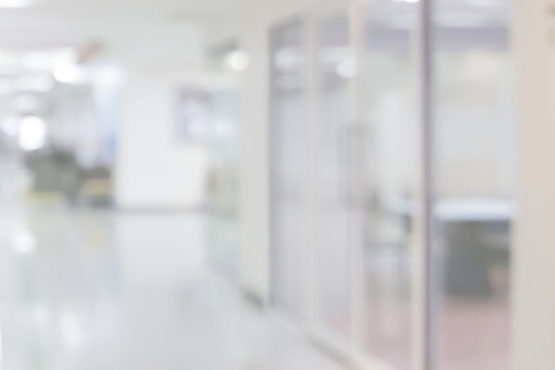 Svet Splošne bolnišnice Murska Sobota za direktorja imenoval Romana Ladislava Ratkaija