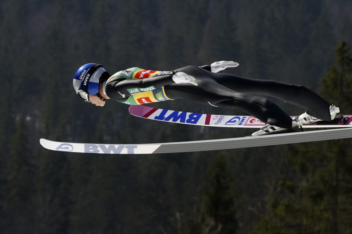 Tuji veleposlaniki obiskali nordijski center Planica