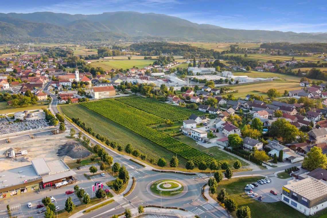 V Šentjerneju preložili začetek gradnje doma za starejše