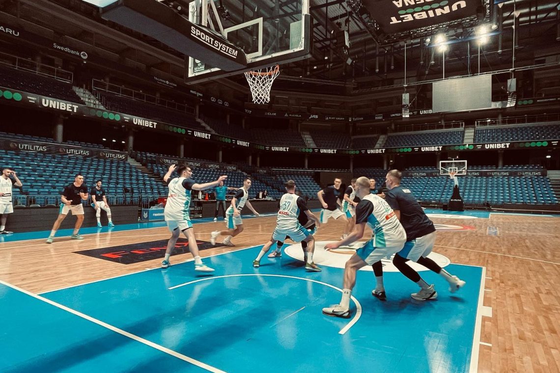 Slovenija v Tallinnu prekinila zmagoviti niz