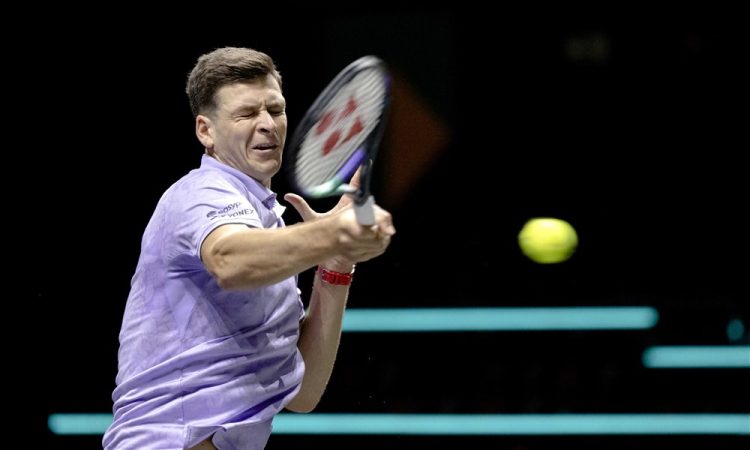 Hurkacz slavil v Marseillu