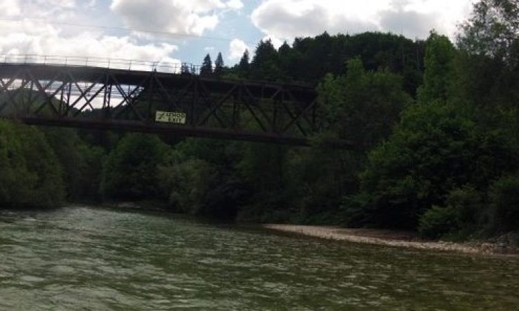 Hidrološko stanje razmeroma dobro, obeti manj, na morju izmerili najvišje valove letos