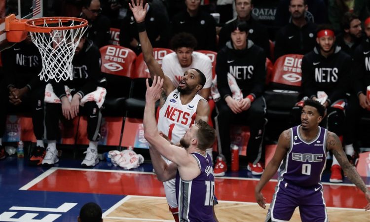 Bridges edini v ligi NBA s 83 nastopi, redni del v znamenju rekordov