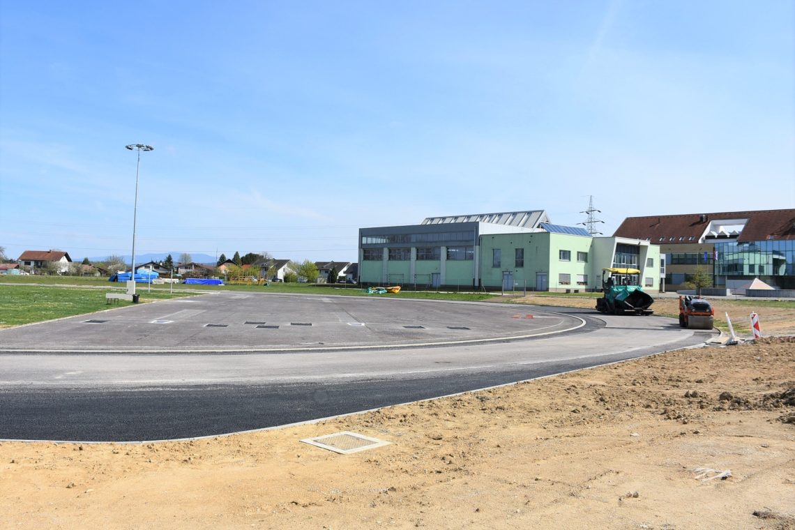 Prenova brežiškega atletskega stadiona po načrtih