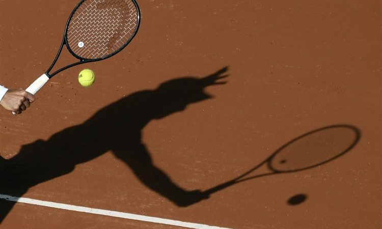 Na Bonifiki se bo ob 11. uri nadaljeval prekinjen dvoboj Slovenija - Romunija