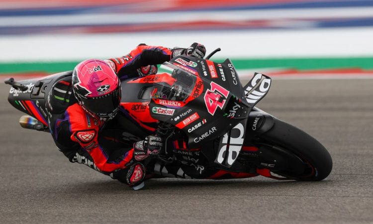 Aleix Espargaro najboljši na kvalifikacijah v Andaluziji