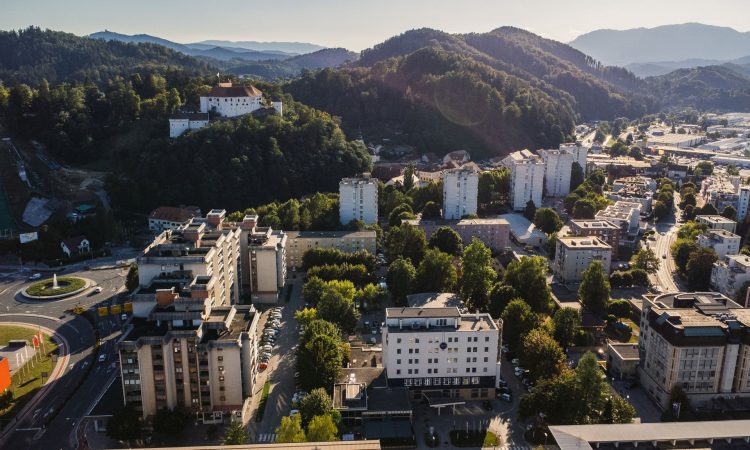 Velenjska občina z razpisom za oddajo neprofitnih stanovanj v najem 