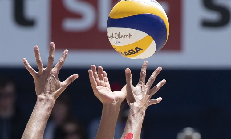 Slovenska reprezentanca v odbojki na mivki pripravljena na pokal narodov 