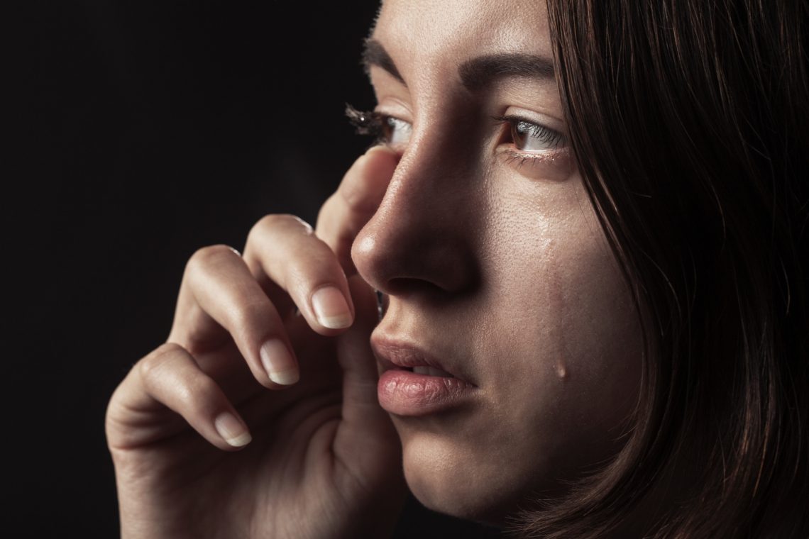 Kaj so hormoni žalosti in kako jih naravno deaktiviramo?
