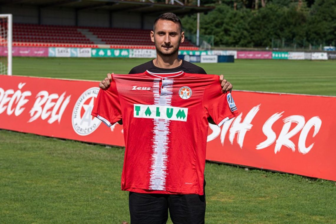 Tin Matić med rdeče-bele
