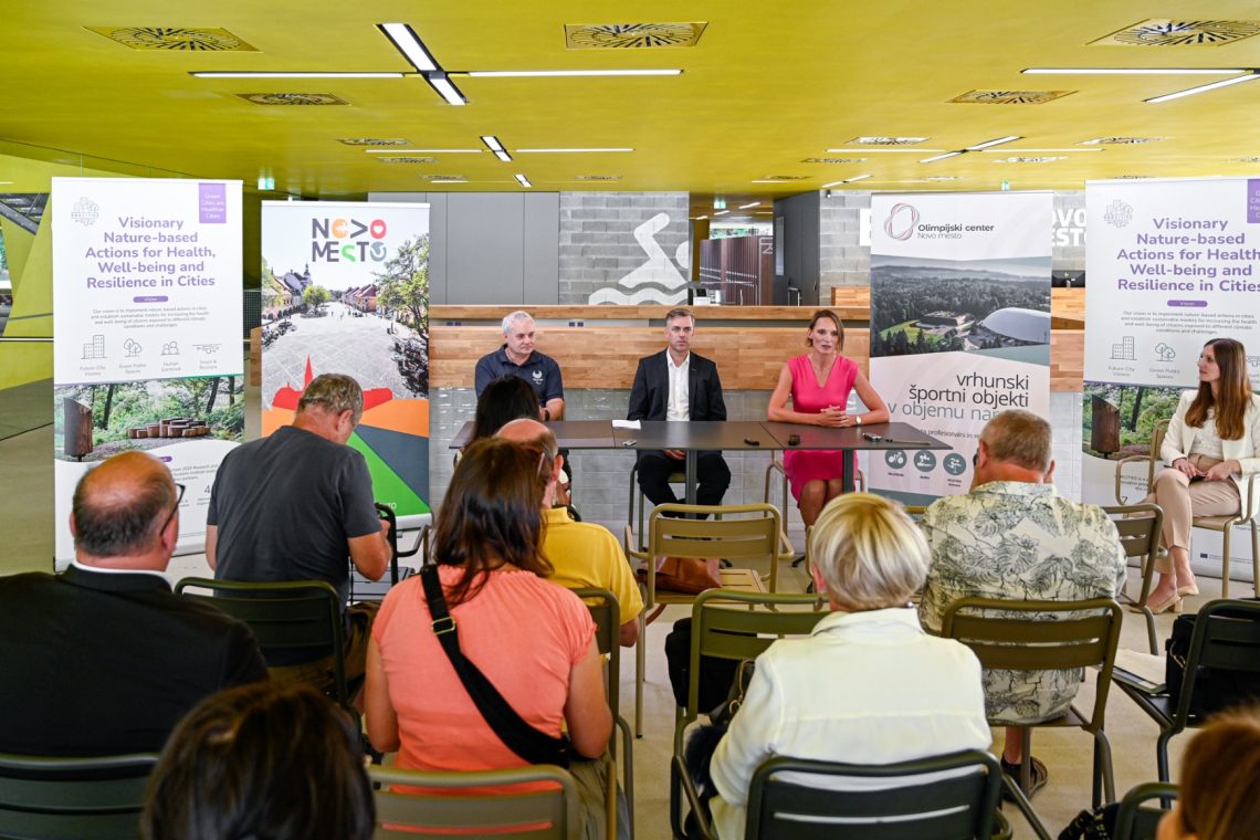Ob odprtju Bazena Novo mesto veliko zanimanja in že prva arhitekturna nagrada