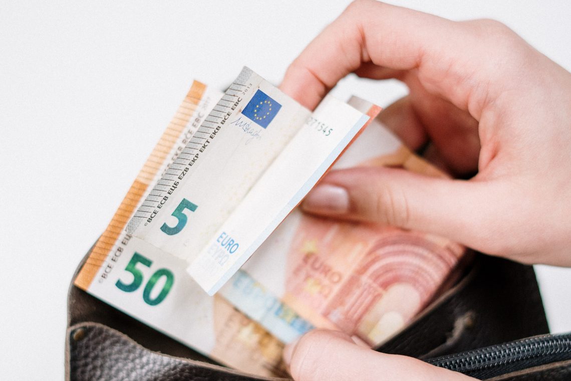 Velik interes za povračilo plač zaradi odpravljanja posledic po poplavah 