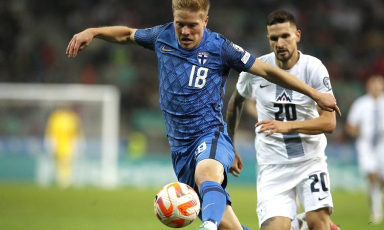 Slovenski nogometaši z zmago proti Severni Irski še bližje EP