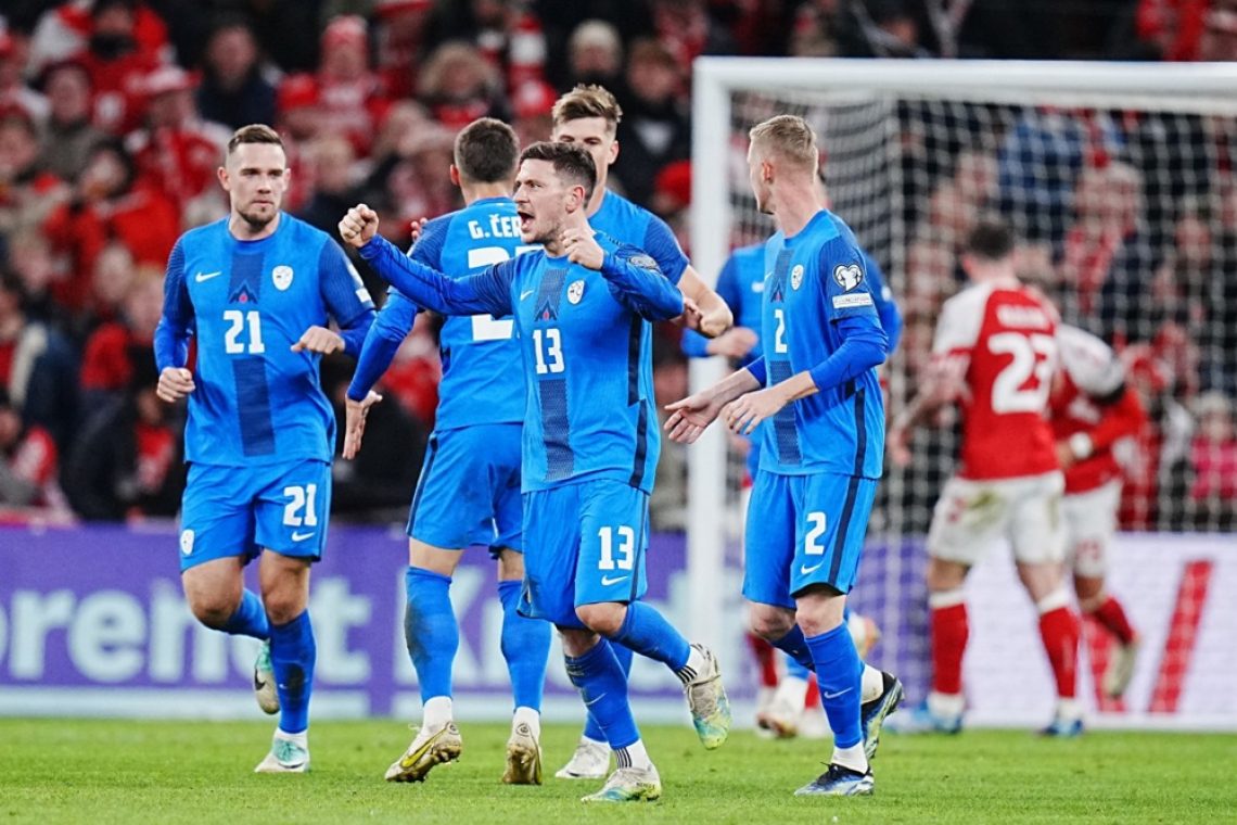 Slovenski nogometaši izgubili na Danskem, o EP bo odločal ponedeljek