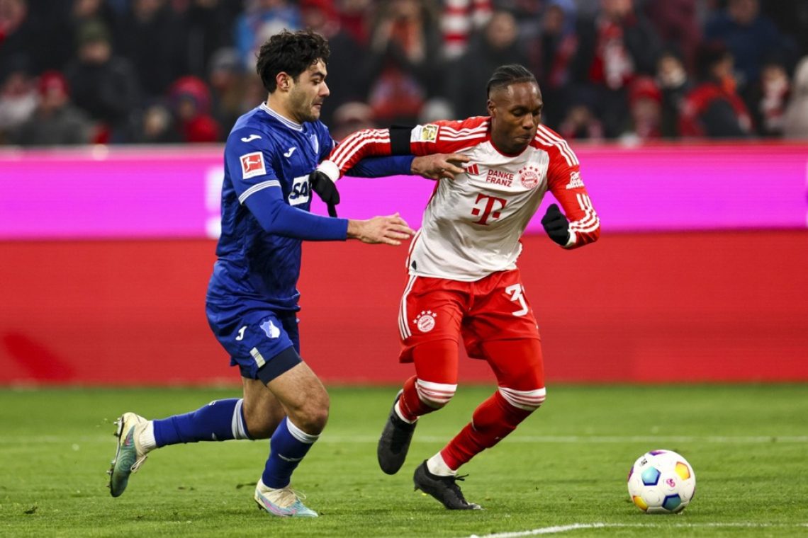 Bayern zmagal na čustveni tekmi v spomin na Beckenbauerja