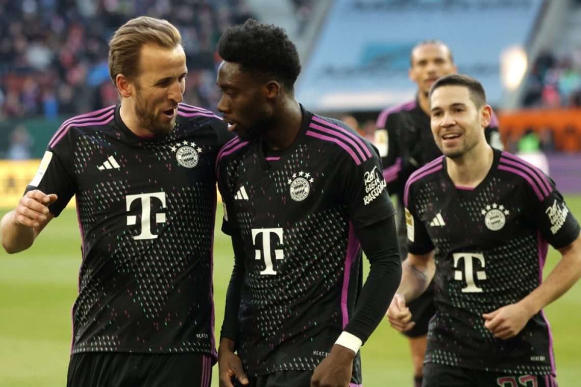 Bayern tesno zmagal v Augsburgu, gol Šeška premalo za zmago Leipziga