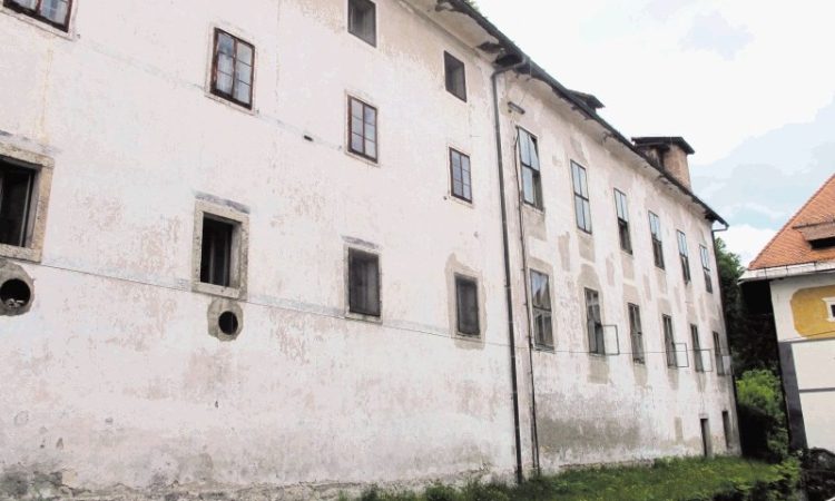 Škofjeloška občina bo postala lastnica Nunskega samostana