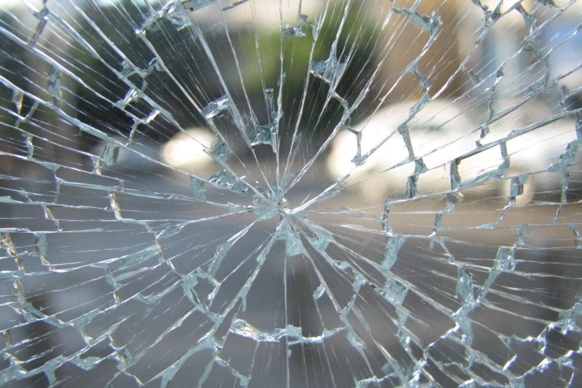 V prometni nesreči v okolici Litije v torek popoldne umrla voznica
