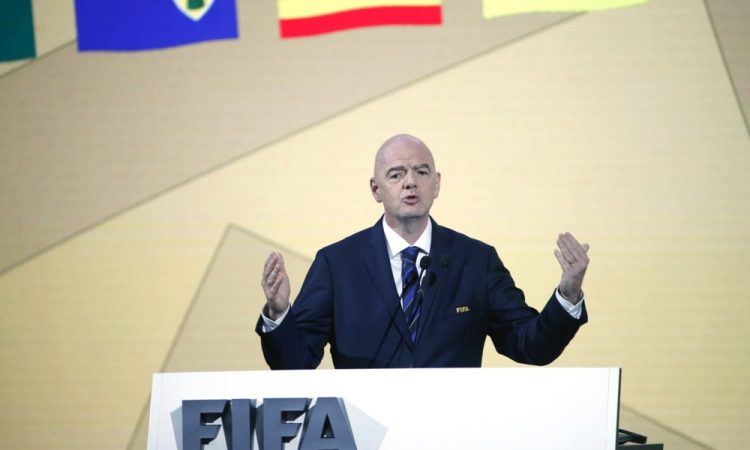Mednarodno združenje nogometnih igralcev v tožbo proti Fifi 
