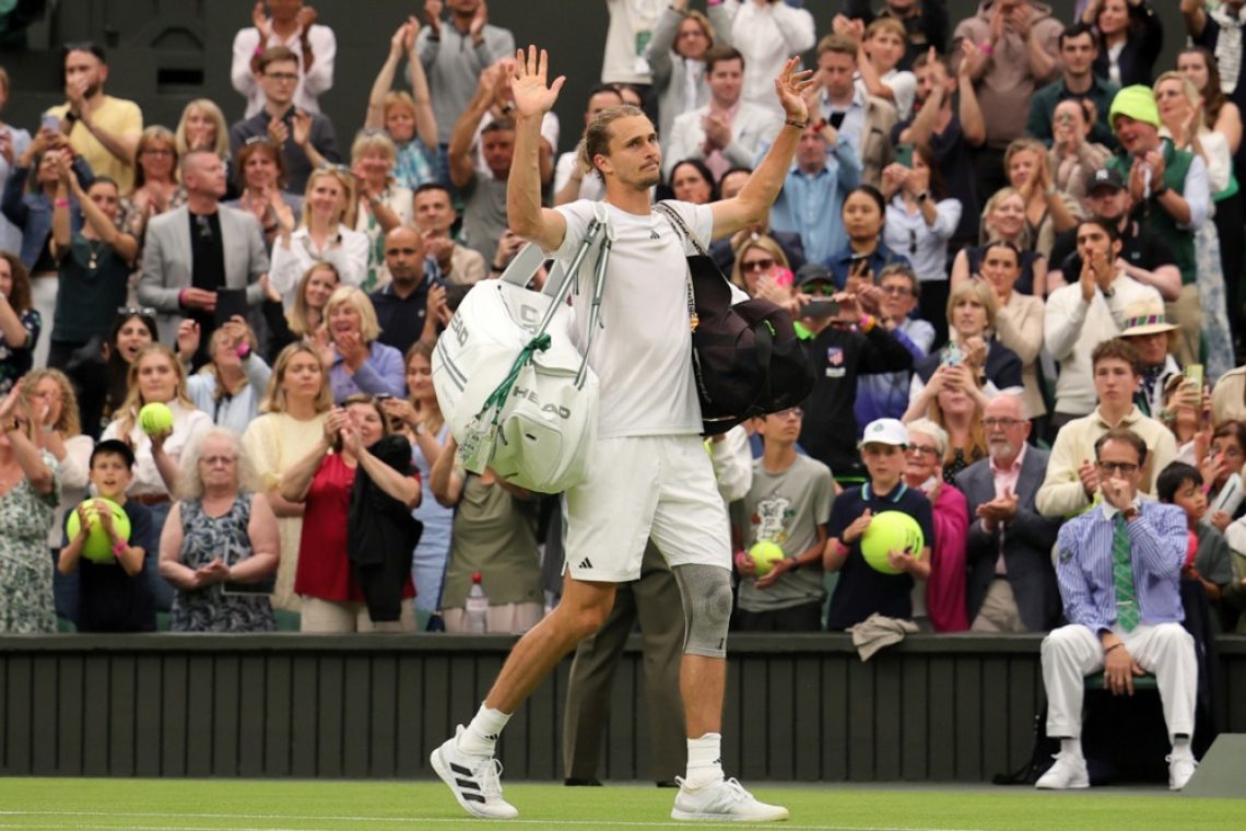 Zverev po poškodbi na Wimbledonu vprašljiv za OI