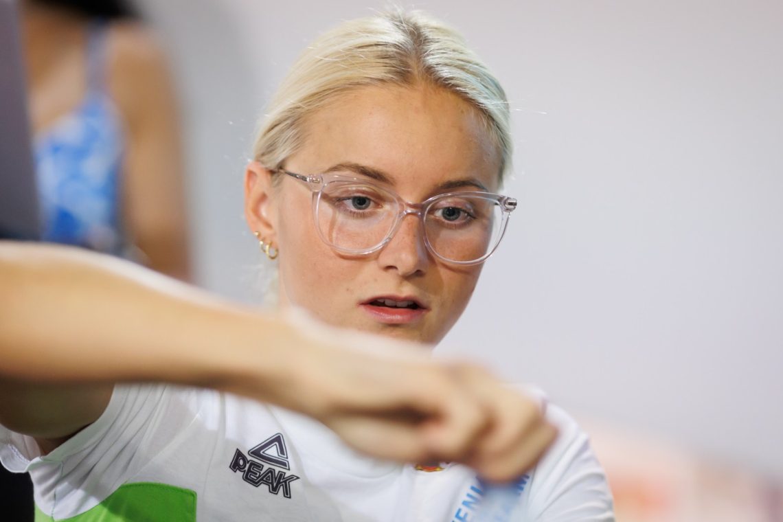 Neža Klančar z osebnim rekordom v polfinale na 50 prosto