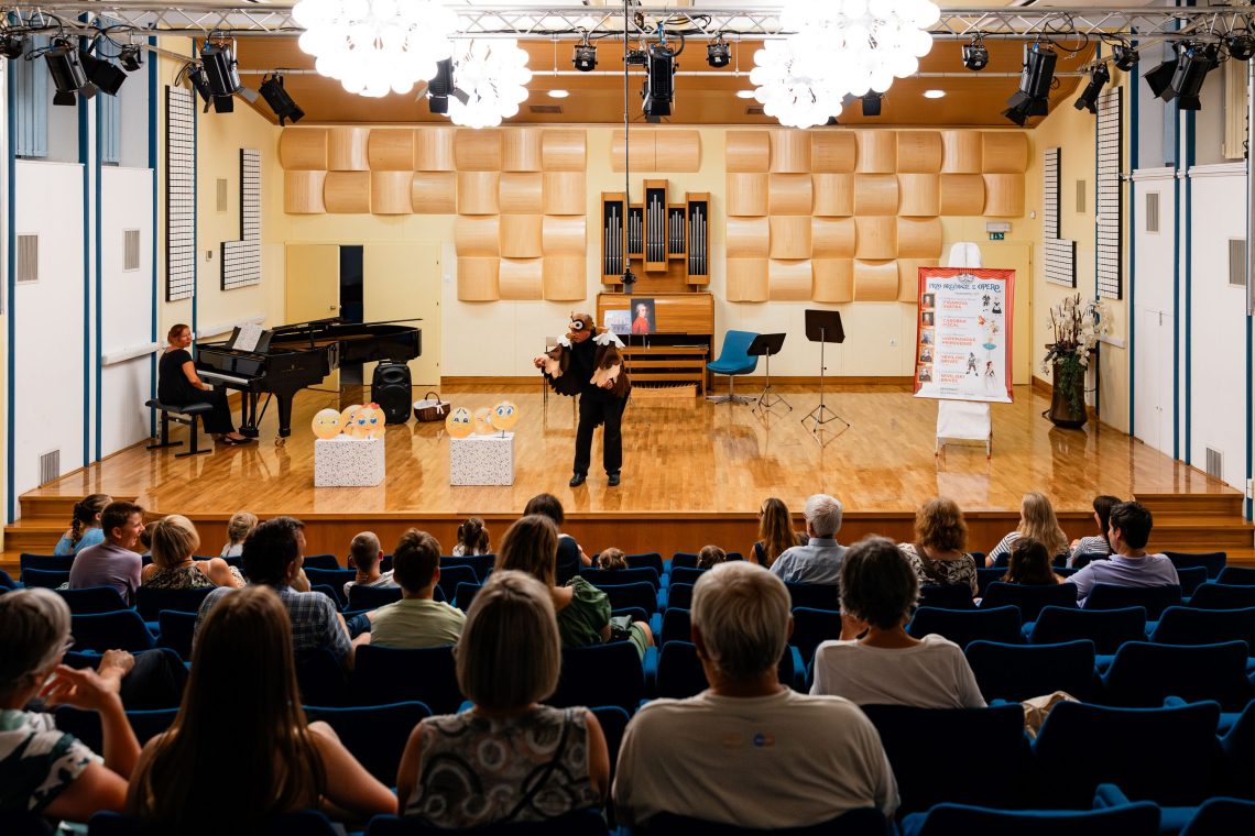 V sklopu festivala Seviqc so otroci in družine spoznavali opero