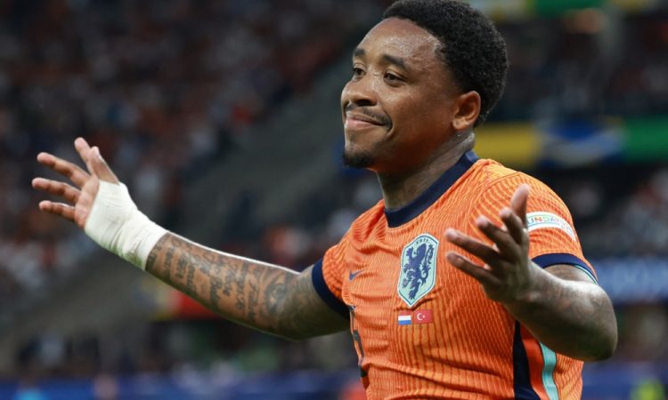 Bergwijn in Danilo k Al-Itihadu, Simakan k Al-Nasru