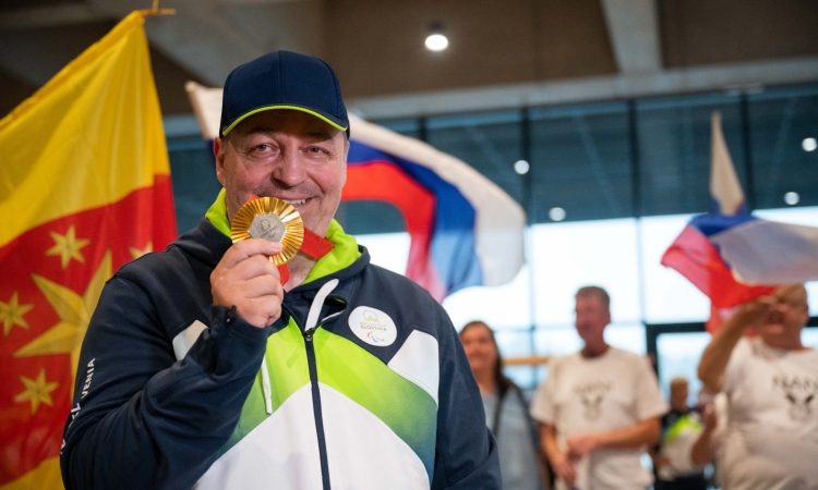 Slovenci se iz Pariza vračajo z zlatom, bronom in nepozabnimi izkušnjami