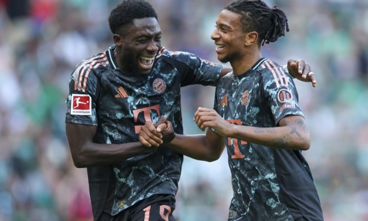 Bayern s popolnim izkupičkom na Oktoberfest