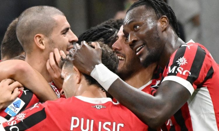 Milan v prvem polčasu postavil temelje za začasni skok na vrh