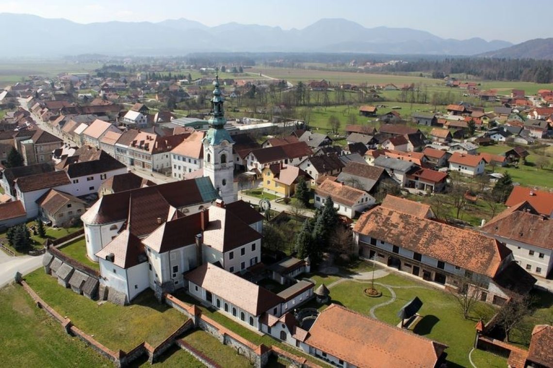 Občina Braslovče bo pri šoli zgradila športni park 