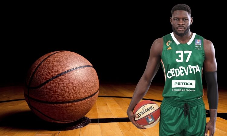 Cedevita Olimpija se je razšla s košarkarjem Ogbeidejem