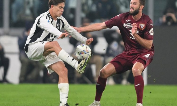 Juventus v mestnem derbiju premagal Torino z 2:0