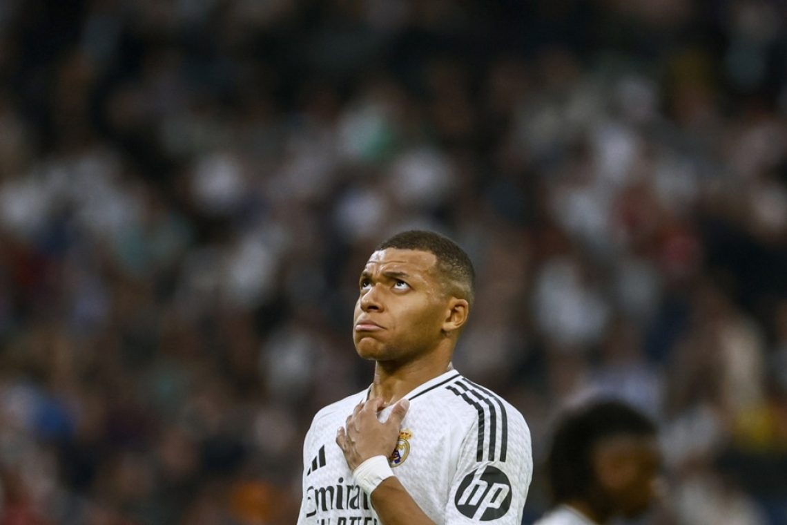 Deschamps: Mbappe preživlja težke čase