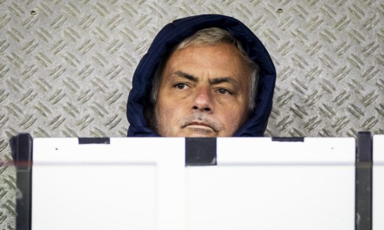 Mourinho vrača Guardioli, da je »pošteno« osvojil svoje naslove Premier League