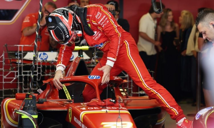 Leclerc na start s pribitkom desetih mest, Ferrarijeve možnosti za naslov še manjše