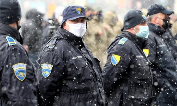 V novem primeru femicida v BiH mož ubil ženo