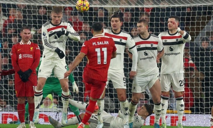 Liverpool in Manchester United remizirala na Anfieldu