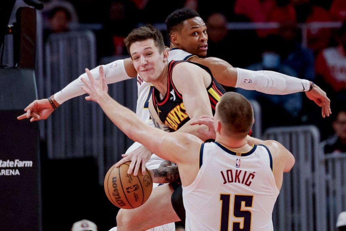 Denver po trojnem dvojčku Jokića nadigral Philadelphio