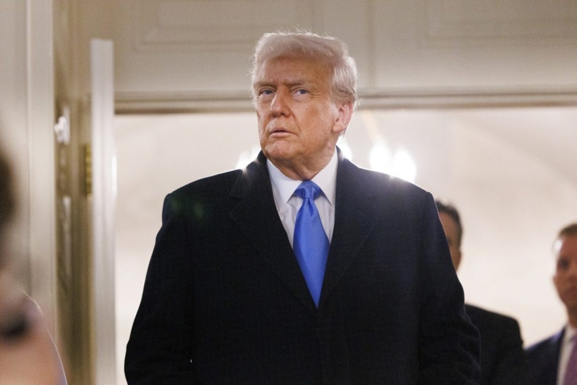 Trump in Putin po telefonu za začetek pogovorov o Ukrajini
