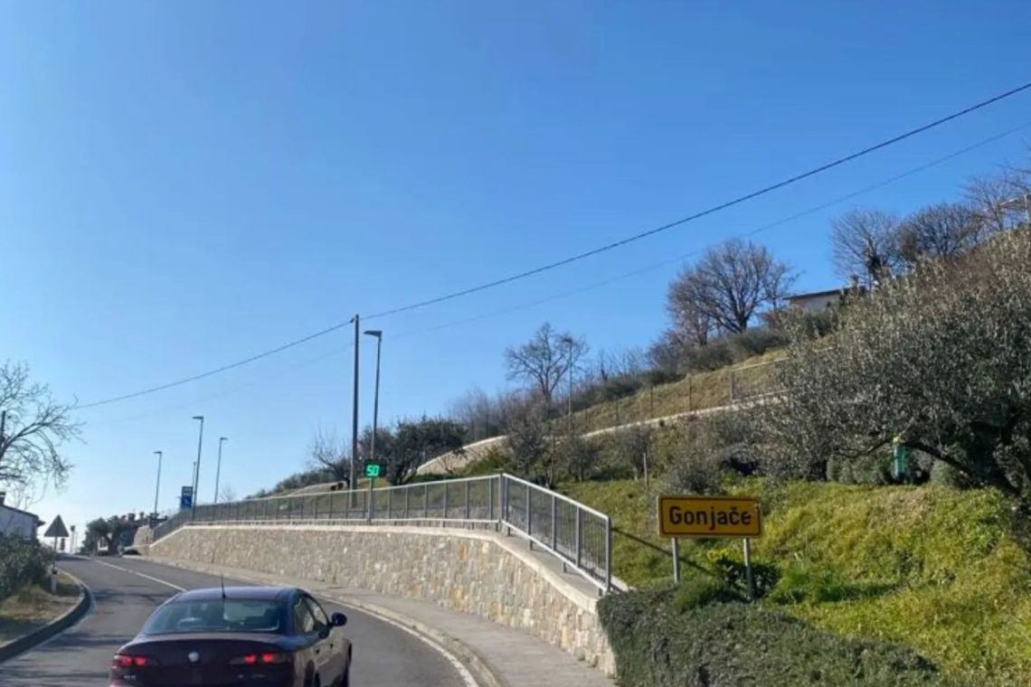 V Gonjačah postavili prikazovalnik hitrosti za večjo varnost